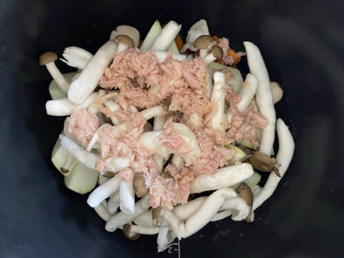 ホットクックレシピ「ツナとしめじのツナケチャップ煮」の調理画像