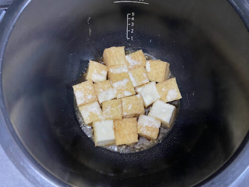 ホットクックレシピ「厚揚げのマヨてり煮」の調理画像