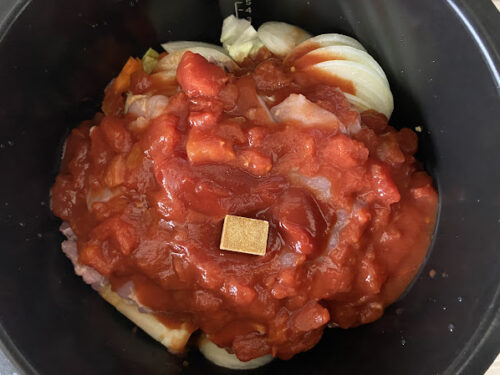 ホットクックレシピ「キャベツともも肉のトマトシチュー」の調理画像