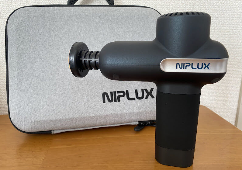 「NIPLUX」マッサージガンの写真