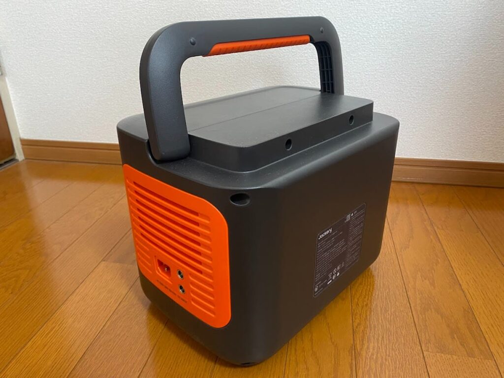 Jackery ポータブル電源 1000 Newの取っ手は折り畳める