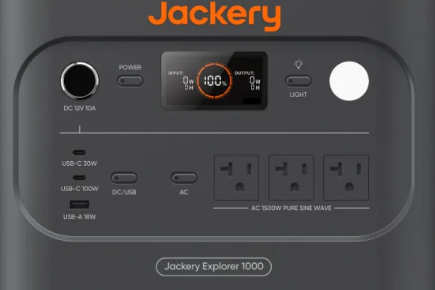 Jackery 1000newの出力ポート