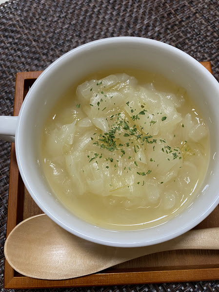 ホットクックで作った無水たまねぎスープ